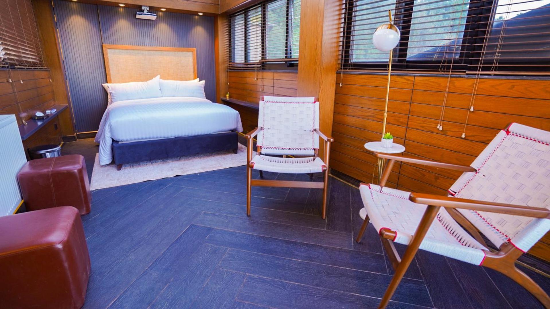 Fiora Hotel Мюри Екстериор снимка
